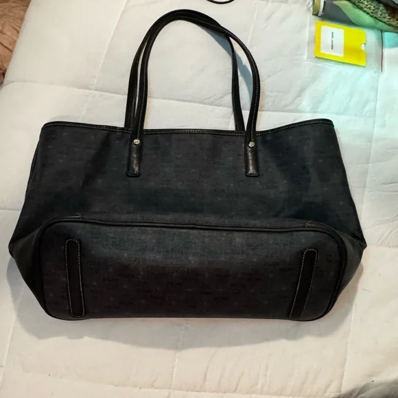 MCM Black Shopper Bag with Sturdy Leather Handles - Picture 2 of 14